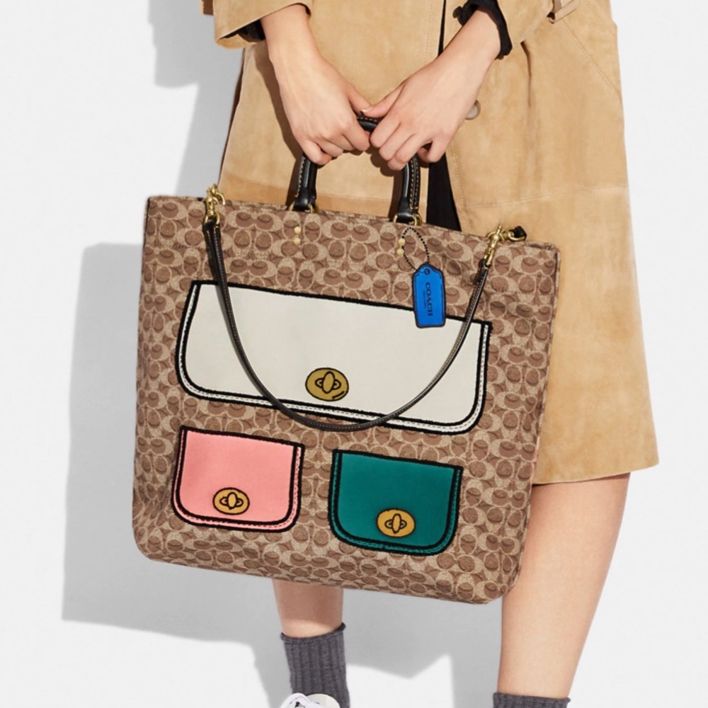 Rogue Tote In Recycled Signature Canvas With Trompe L'oeil Print